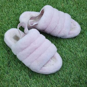 UGG FLUFF YEAH - Women's Sliper - SIZE 8
